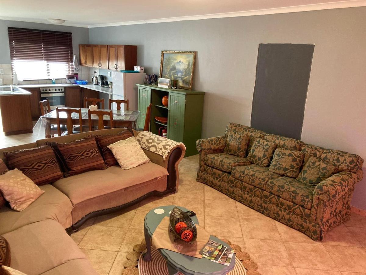Daffodil Self Catering And Accommodation B Swakopmund Ngoại thất bức ảnh